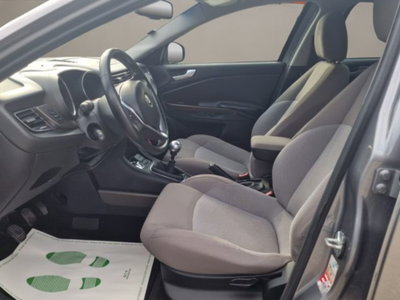 Alfa Romeo Giulietta 1.6 JTDm Distinctive 120cv (9)
