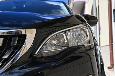 Peugeot 3008 BlueHDi 130 S&S Business (14)
