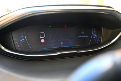 Peugeot 3008 BlueHDi 130 S&S Business (3)