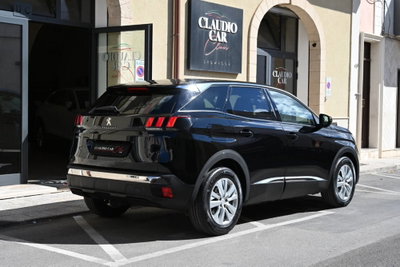 Peugeot 3008 BlueHDi 130 S&S Business (9)