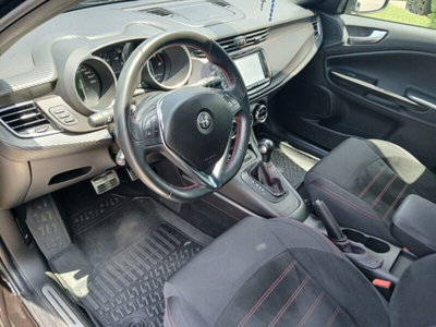 Alfa Romeo Giulietta 1.6 JTDm Sprint 120cv (6)