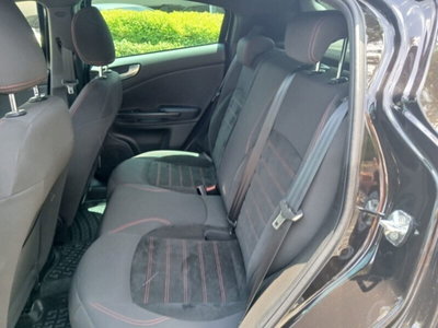 Alfa Romeo Giulietta 1.6 JTDm Sprint 120cv (8)