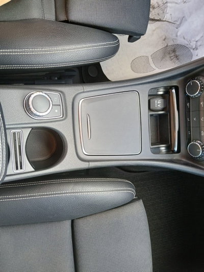 Mercedes-Benz Classe A 180 d Automatic Executive (12)
