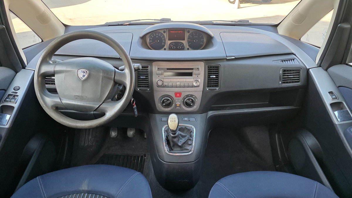 Lancia Musa 1.6 Multijet Oro (11)