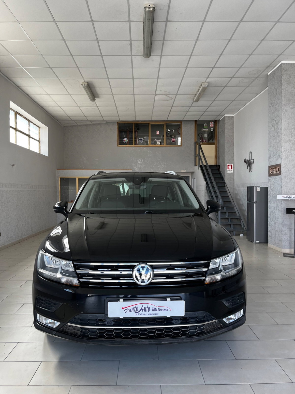 Volkswagen Tiguan 1.6 TDI SCR Business BlueMotion Technology (2)