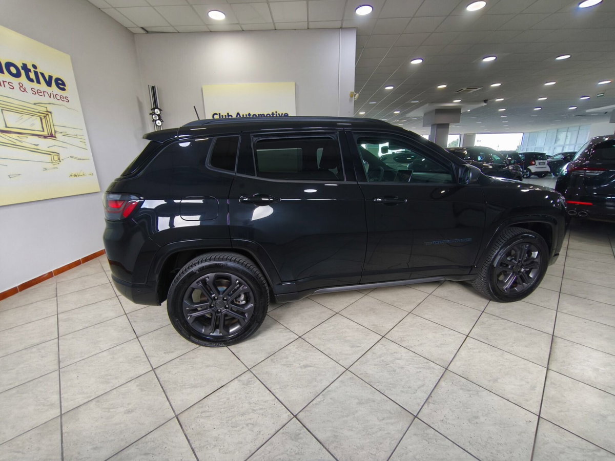 Jeep Compass 1.3 T4 190CV PHEV AT6 4xe Limited (7)