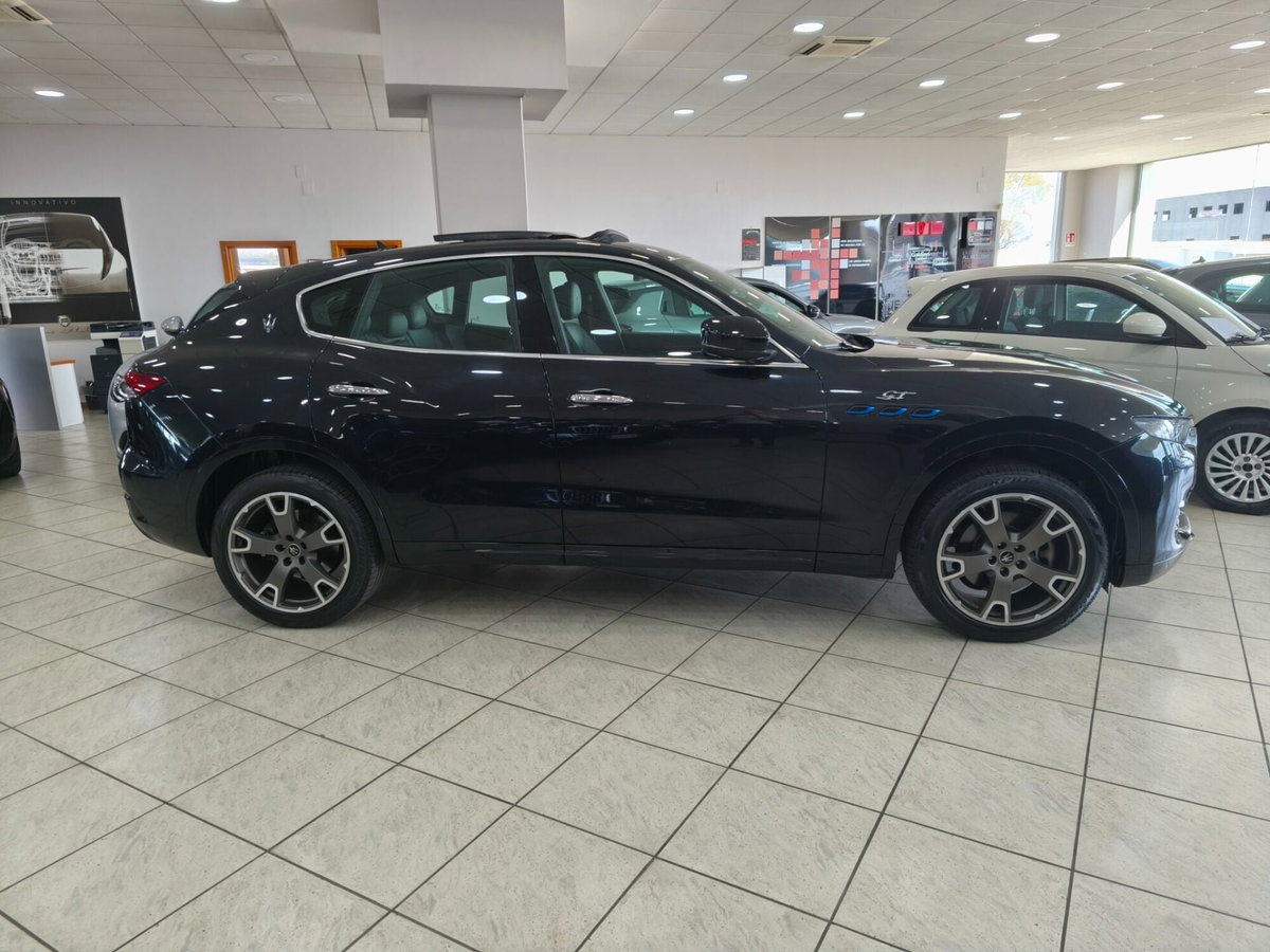 Maserati Levante Levante MHEV 330 CV AWD GT (7)