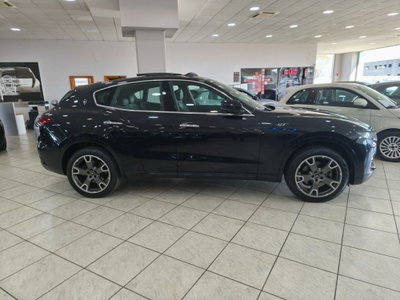 Maserati Levante Levante MHEV 330 CV AWD GT (7)