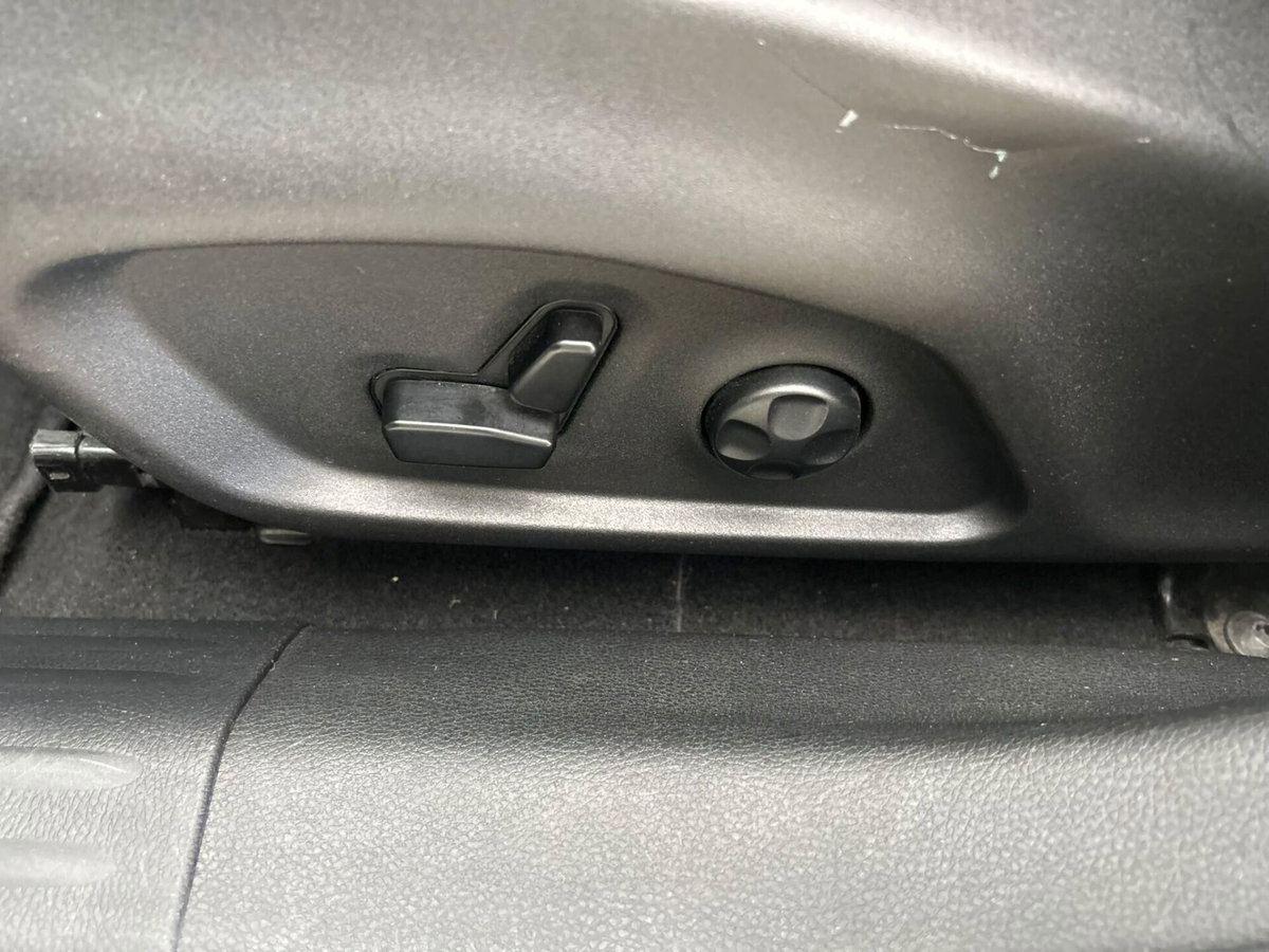 Jeep Compass 1.6 Multijet II 2WD Limited (10)