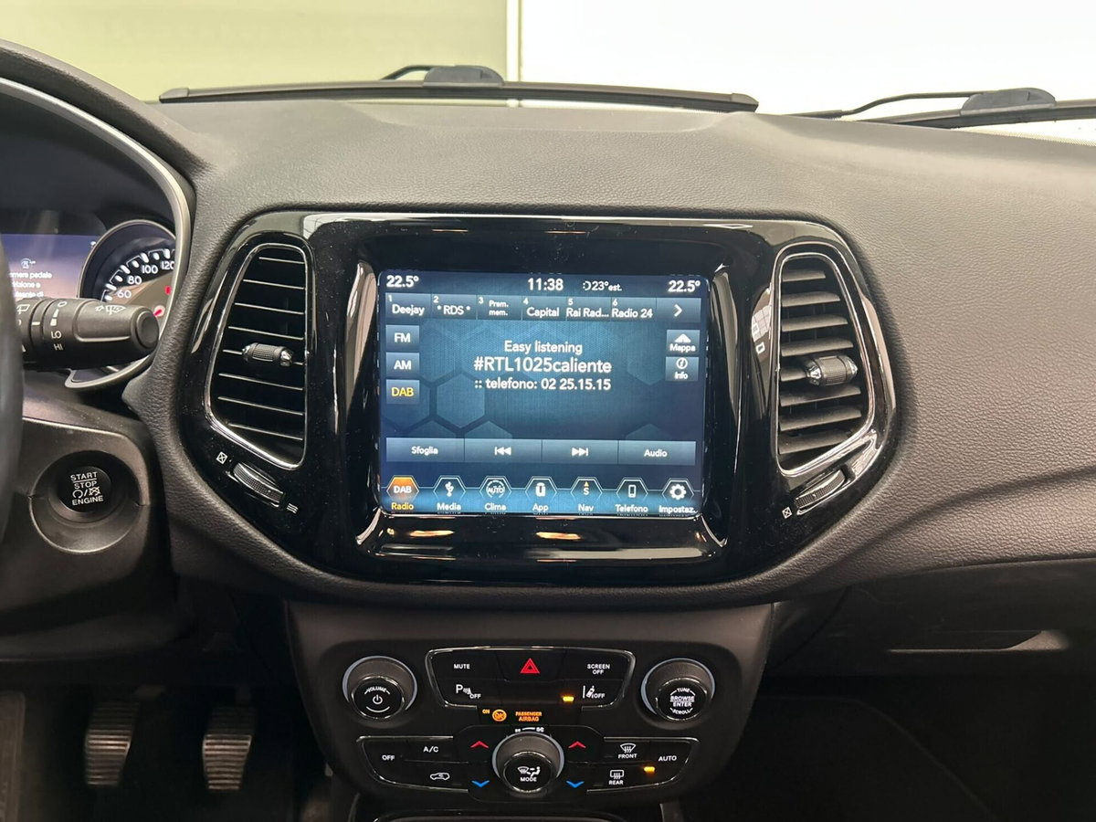 Jeep Compass 1.6 Multijet II 2WD Limited (13)