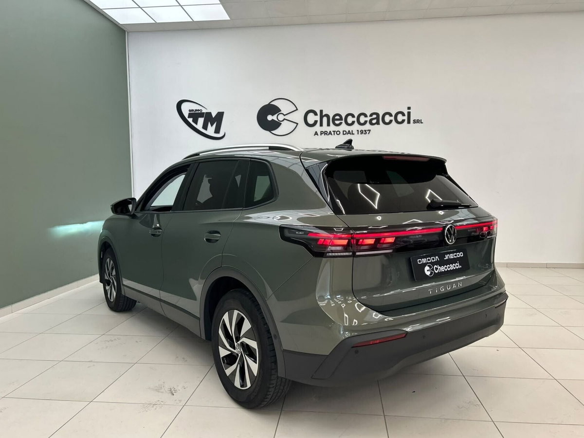 Volkswagen Tiguan 2.0 TDI 150 CV SCR DSG 4MOTION Elegance (5)