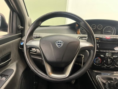 Lancia Ypsilon 1.3 MJT 16V 95 CV 5 porte S&S Gold (11)