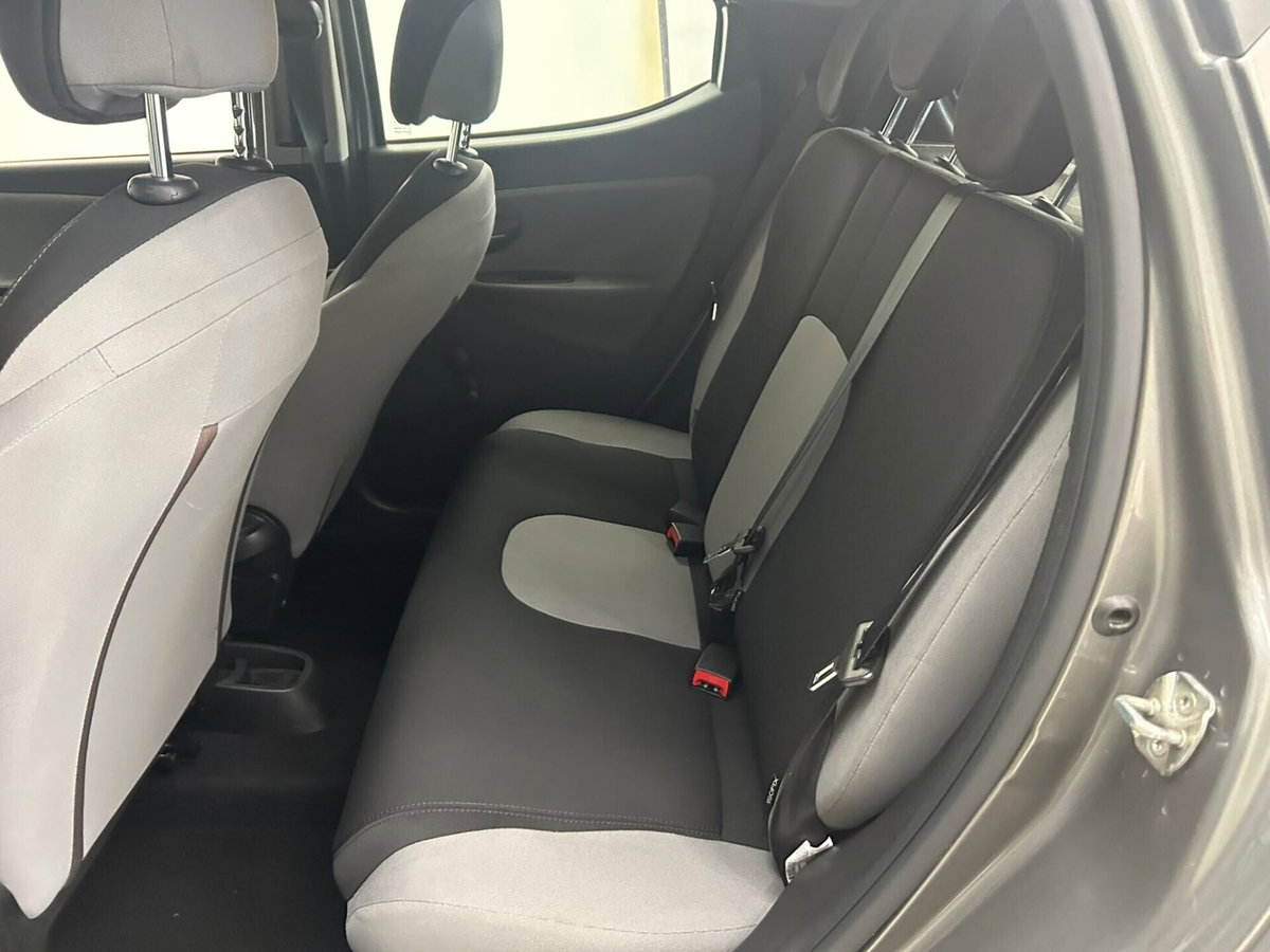 Lancia Ypsilon 1.3 MJT 16V 95 CV 5 porte S&S Gold (6)