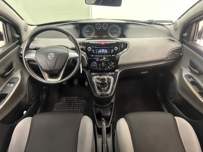 Lancia Ypsilon 1.3 MJT 16V 95 CV 5 porte S&S Gold (8)