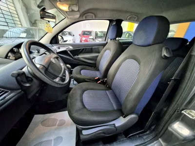 Lancia Ypsilon 1.2 Argento (12)