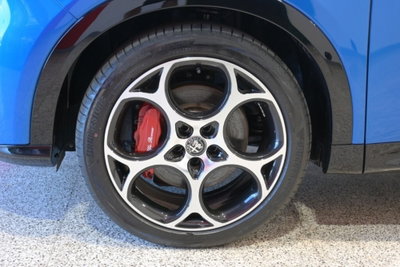 Alfa Romeo Tonale 1.6 Veloce 130cv tct6 (14)