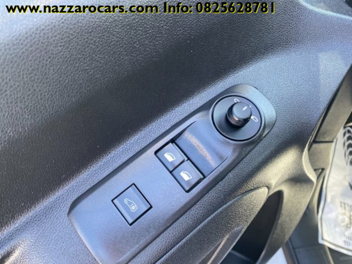 Citroen Berlingo Furgone BlueHDi 100 Van M Club (10)