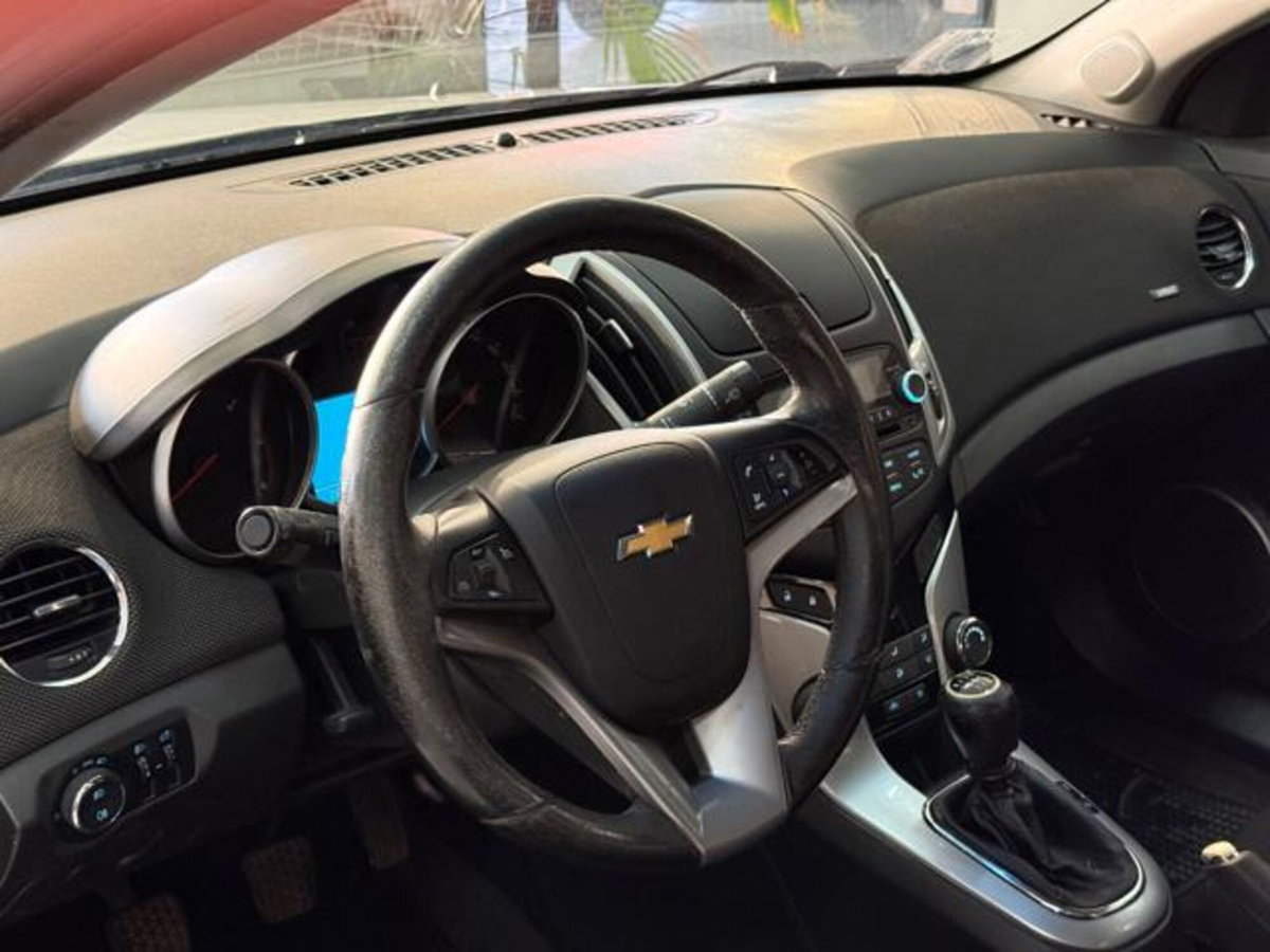 Chevrolet Cruze 1.7 Diesel 4 porte LT (16)
