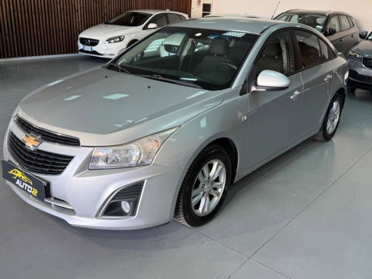 Chevrolet Cruze 1.7 Diesel 4 porte LT (2)