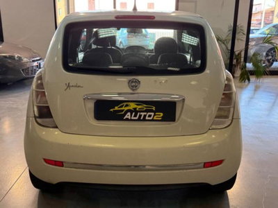 Lancia Ypsilon 1.3 MJT 75 CV Diva (10)