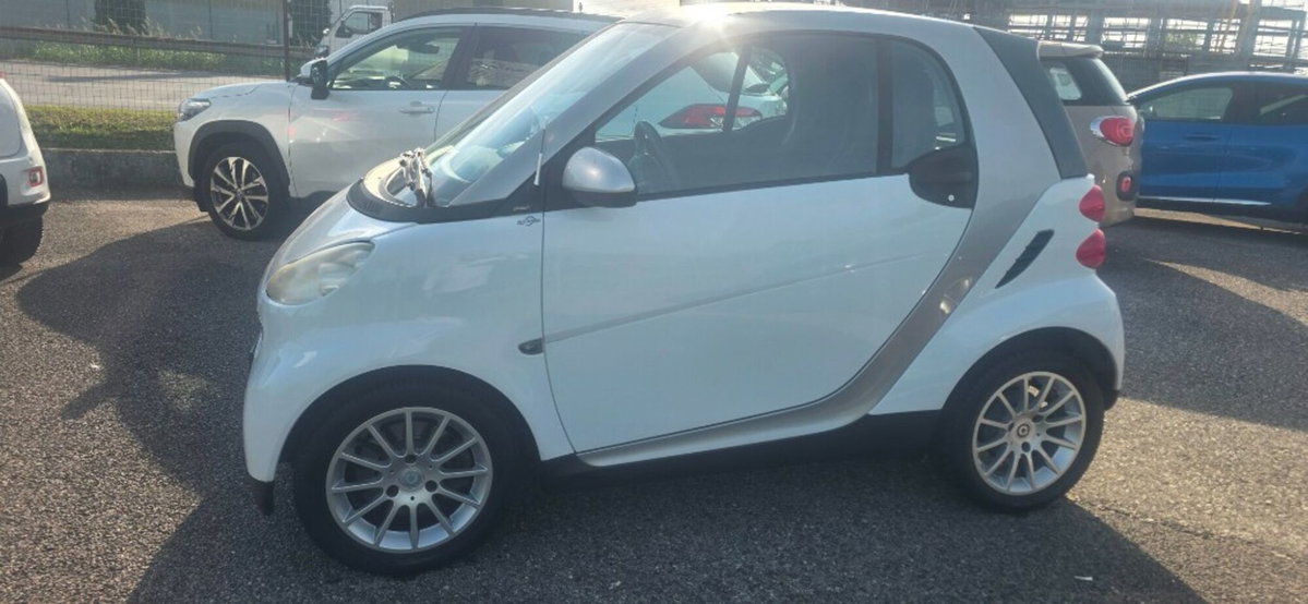 smart Fortwo 1000 52 kW MHD coupé passion