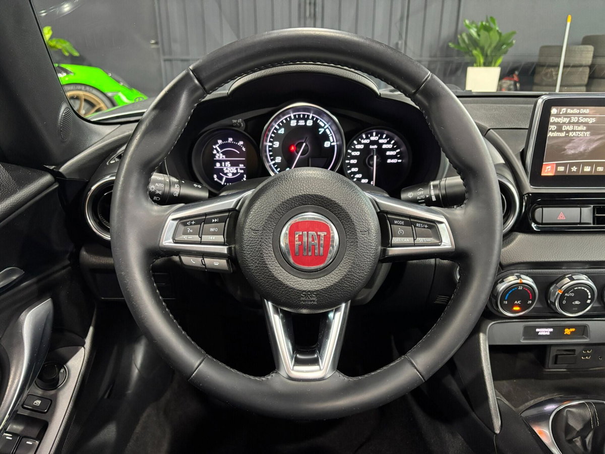 Fiat 124 spider 124 spider 1.4 MultiAir Lusso (10)