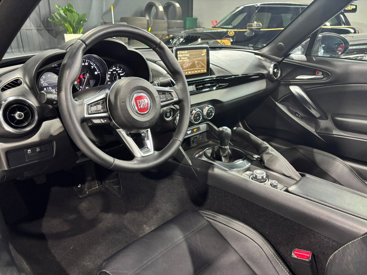 Fiat 124 spider 124 spider 1.4 MultiAir Lusso (6)
