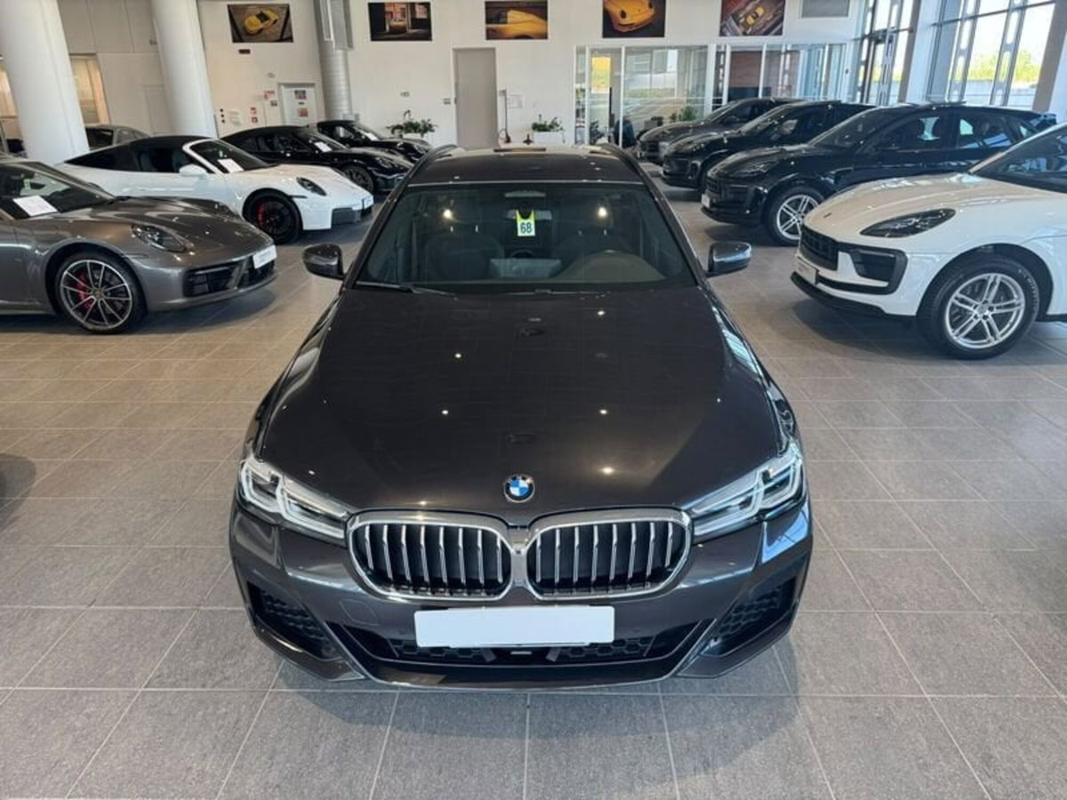 BMW Serie 5 520d xDrive Sport (3)
