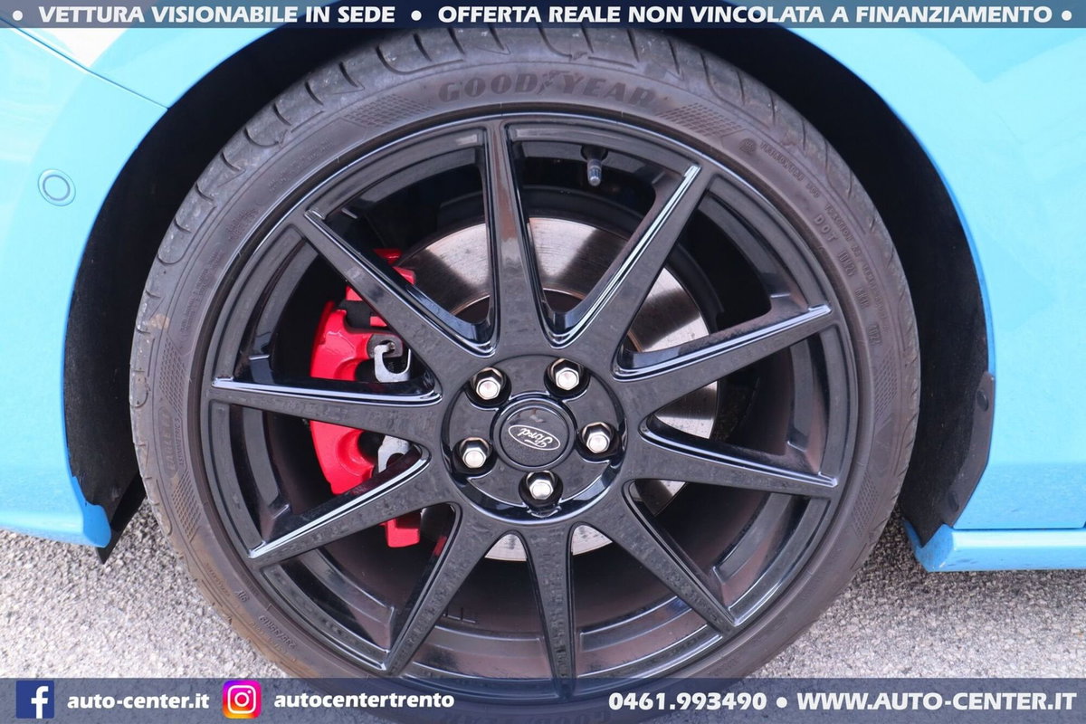 Ford Focus 2.3 ecoboost ST 280cv (9)