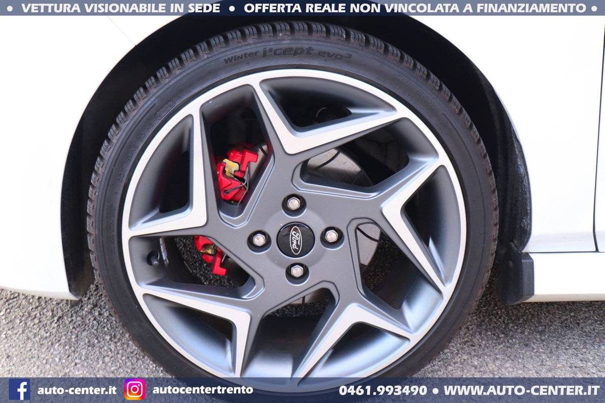 Ford Fiesta 1.5 200 CV 5p. ST (10)