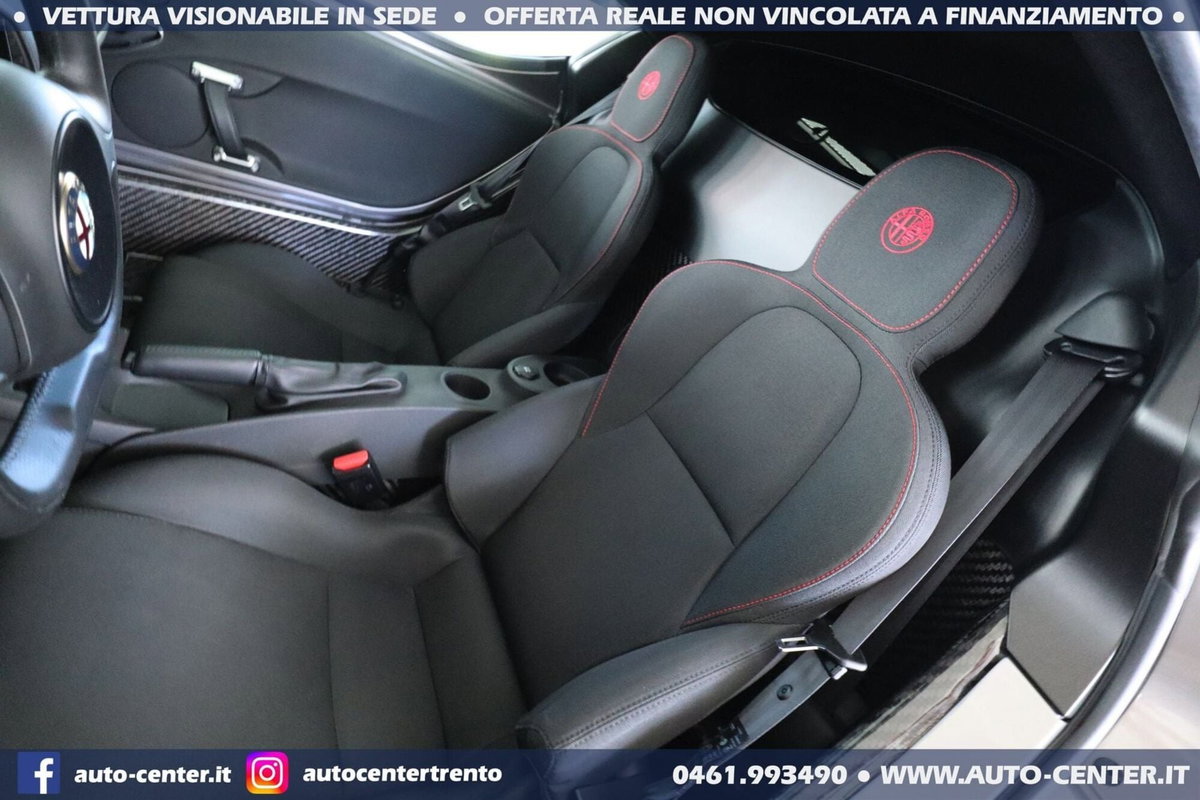 Alfa Romeo 4C Coupé 4C 1750 TBi (11)