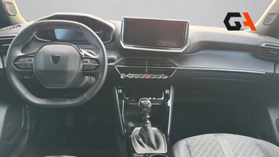 Peugeot 2008 1.2 turbo Allure 100cv (14)