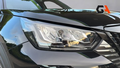 Peugeot 2008 1.2 turbo Allure 100cv (19)