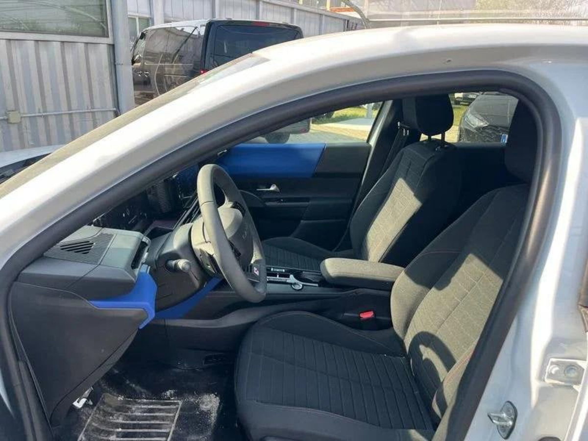 Lancia Ypsilon 1.2 mhev HF Line 110cv e-dct (15)
