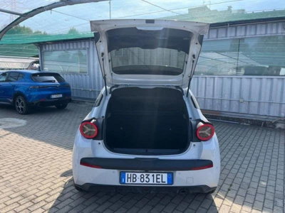 Lancia Ypsilon 1.2 mhev HF Line 110cv e-dct (9)