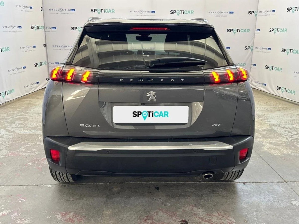 Peugeot 2008 BlueHDi 130 S&S EAT8 GT Pack (4)