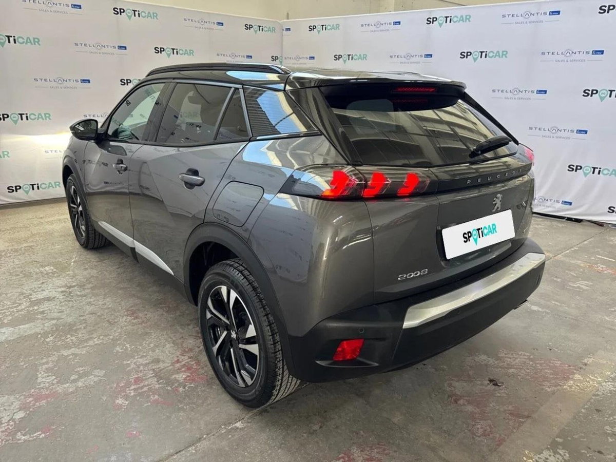 Peugeot 2008 BlueHDi 130 S&S EAT8 GT Pack (8)