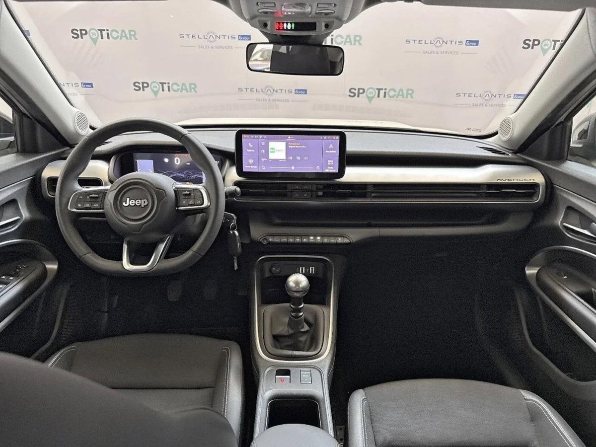 Jeep Avenger 1.2 turbo Altitude fwd 100cv (9)