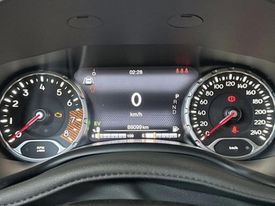 Jeep Renegade 1.5 Turbo T4 MHEV Limited (9)