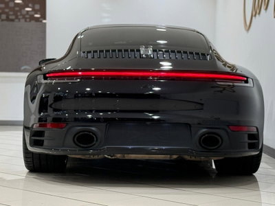 Porsche 911 Coupé Carrera 4S (6)