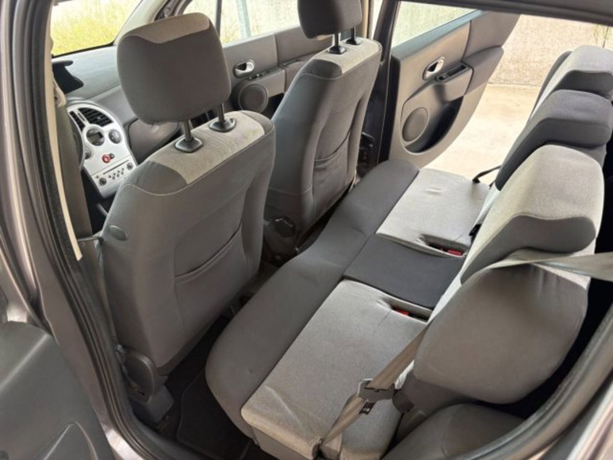Renault Modus 1.2 16V TCE Dynamique (10)
