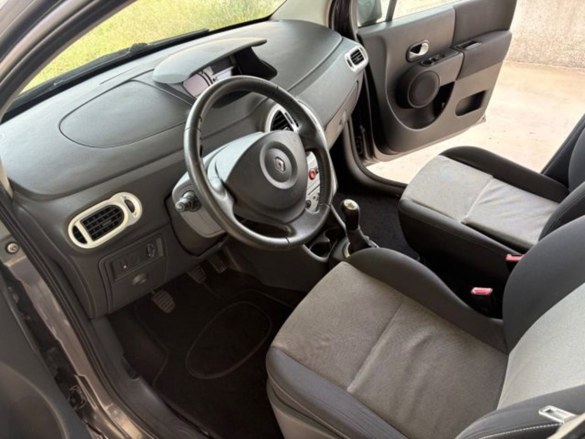 Renault Modus 1.2 16V TCE Dynamique (11)