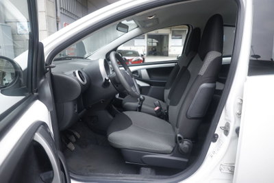 Toyota Aygo 1.0 12V VVT-i 5 porte Active Connect (17)