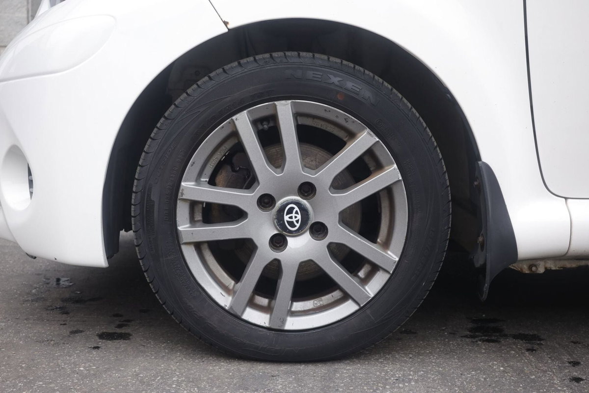 Toyota Aygo 1.0 12V VVT-i 5 porte Active Connect (5)
