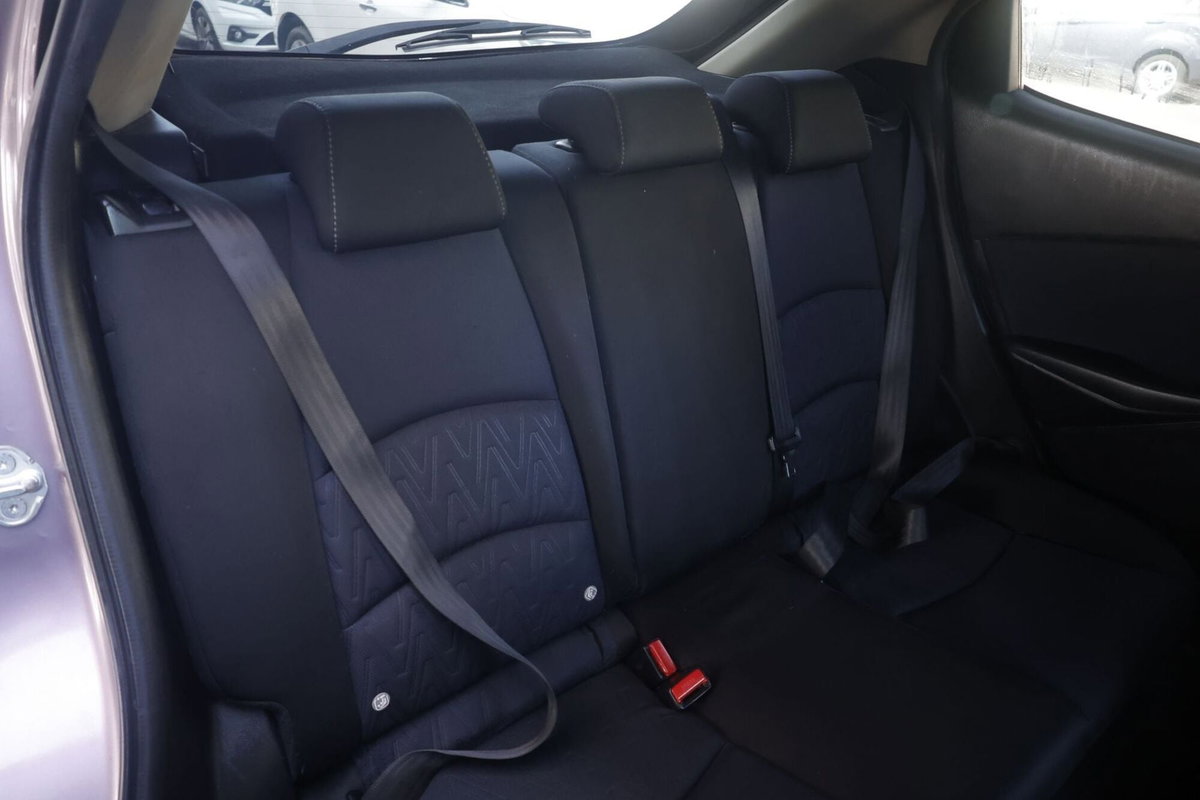 Mazda Mazda2 1.3 16V 75CV 3p. Energy (12)
