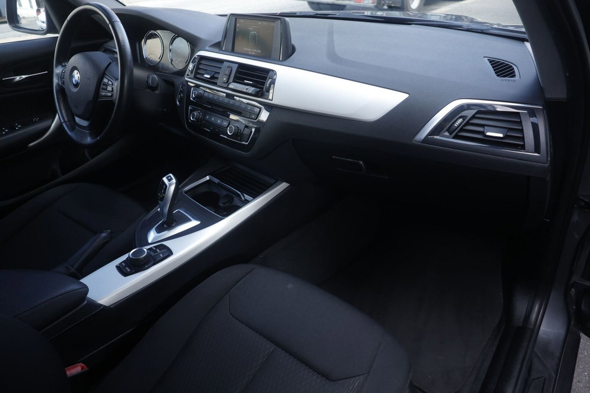 BMW Serie 1 5p. 118d 5p. Business (8)