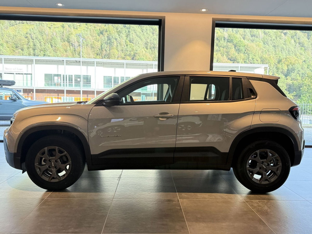 Jeep Avenger 1.2 turbo Longitude fwd 100cv (3)