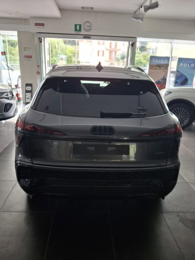 Audi Q3 Sportback 2.0 tfsi S line edition quattro 204cv s-tronic (5)