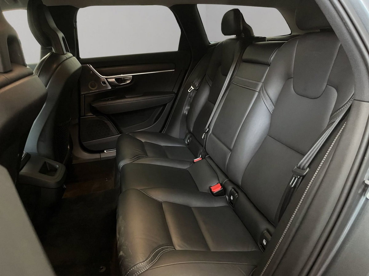 Volvo V90 Cross Country D4 AWD Geartronic (12)