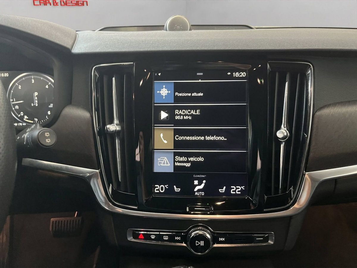 Volvo V90 Cross Country D4 AWD Geartronic (17)